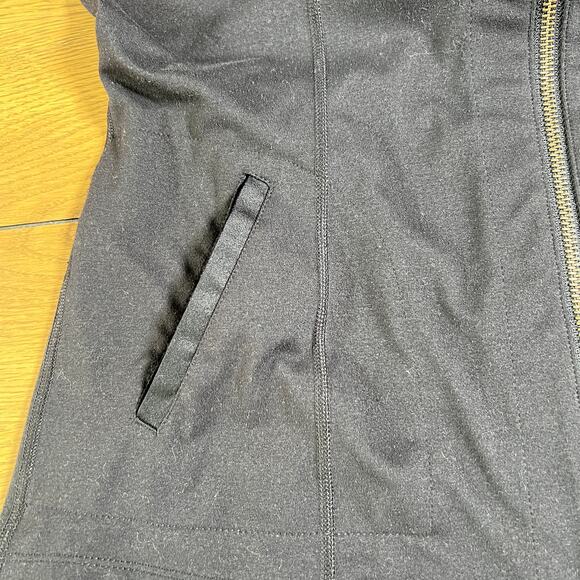 CAbi Zipper Hooded Seamed‎ Vest Black Size Medium Goth Witchy Steampunk Cyber - Picture 3 of 7